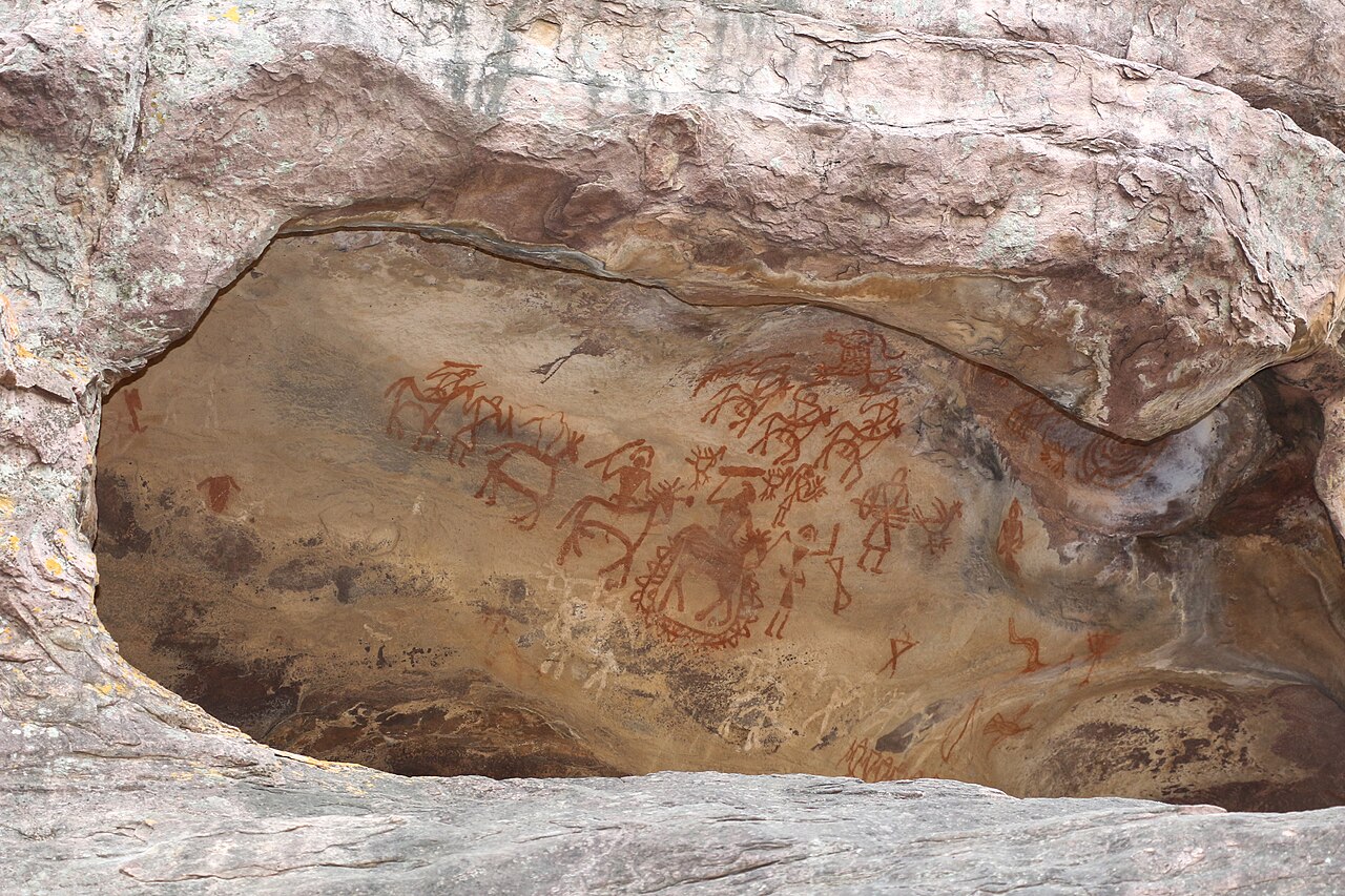 Paintings in Rock Shelter 8, Bhimbetka, India
